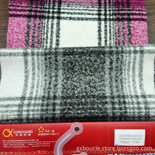 Boucle Vogue rutade borstade tyger
